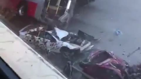 Dude witnesses an action movie being filmed in front of his apartment building