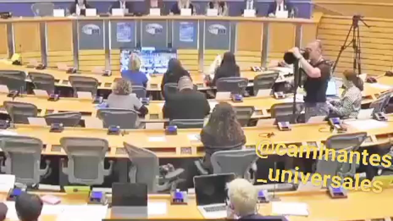 Pfizer oculta contratos al Parlamento de Europa