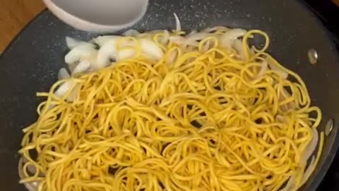 Chow Mein #recipe #noodles #chowmein #takeout #cooking #ziangs #chef