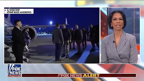 LA police in riot gear face off with anti-Trump protesters