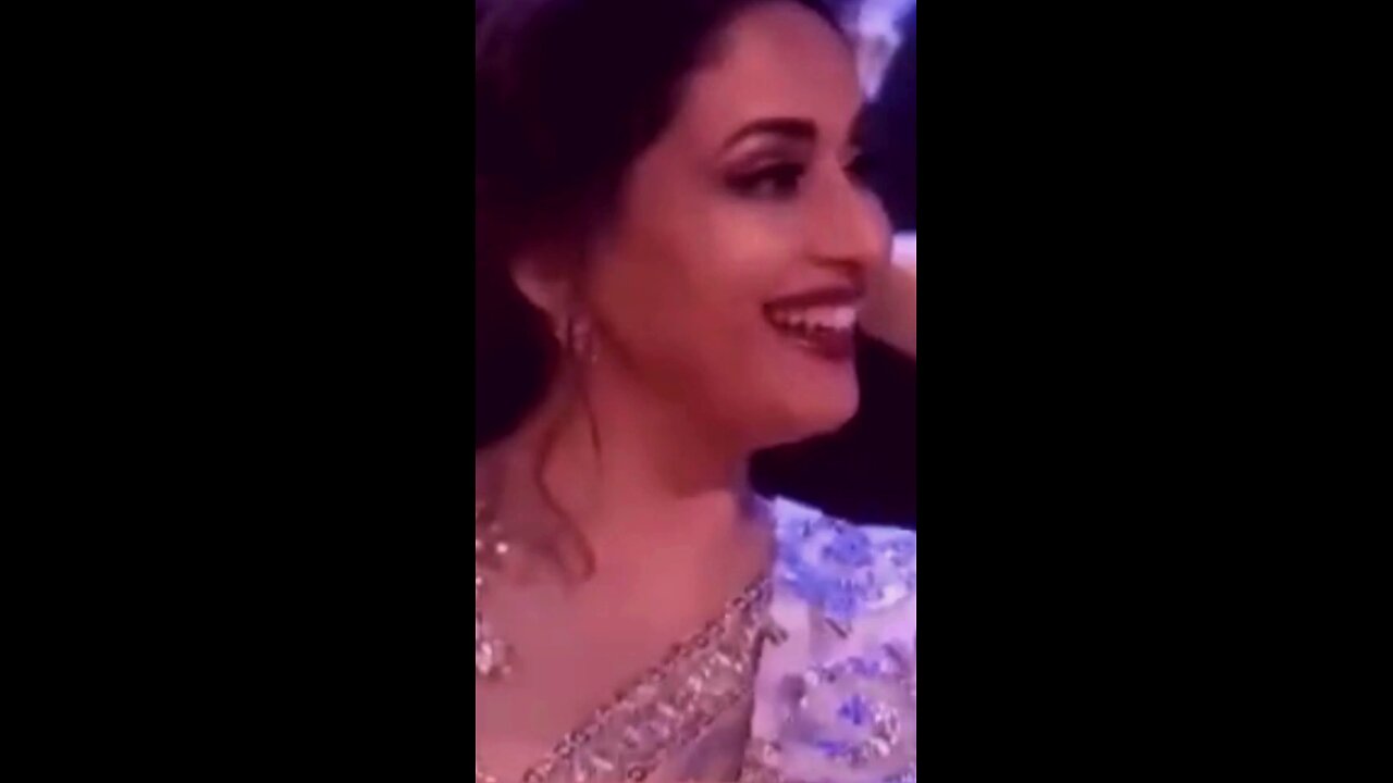 Salman Khan singing for Madhuri Dixit