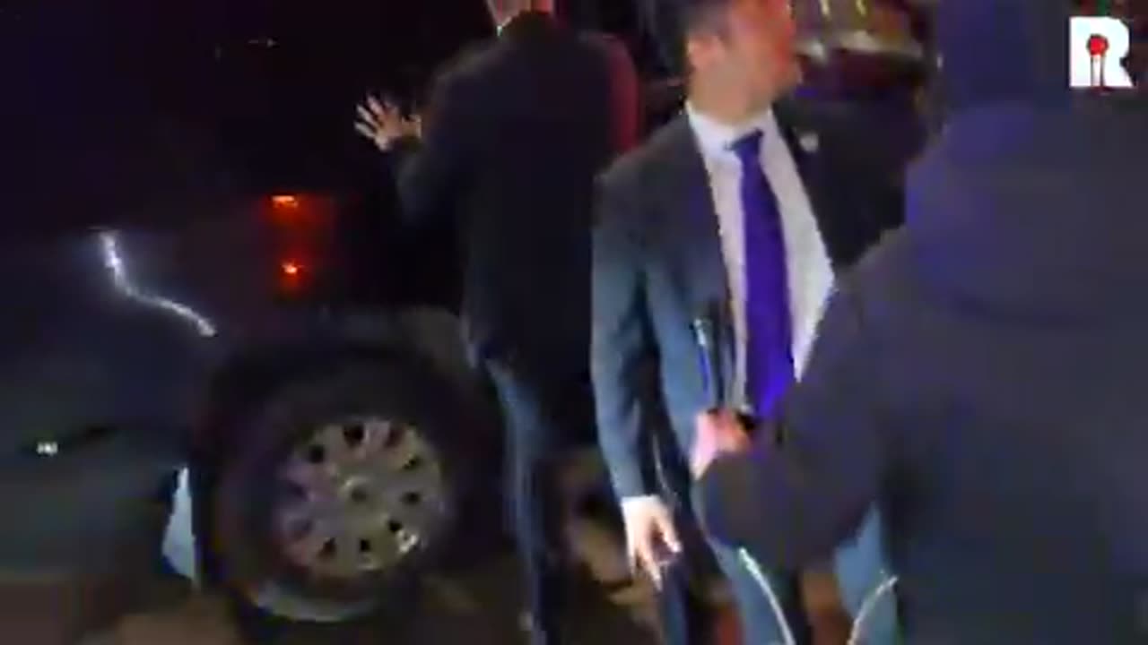 Right Blend News confronted Justin Trudeau! Election Now!