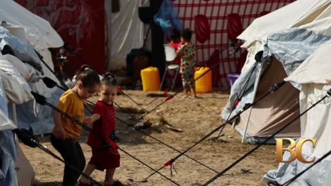 Gaza authorities plead for tents, accuse Israel of obstructing aid