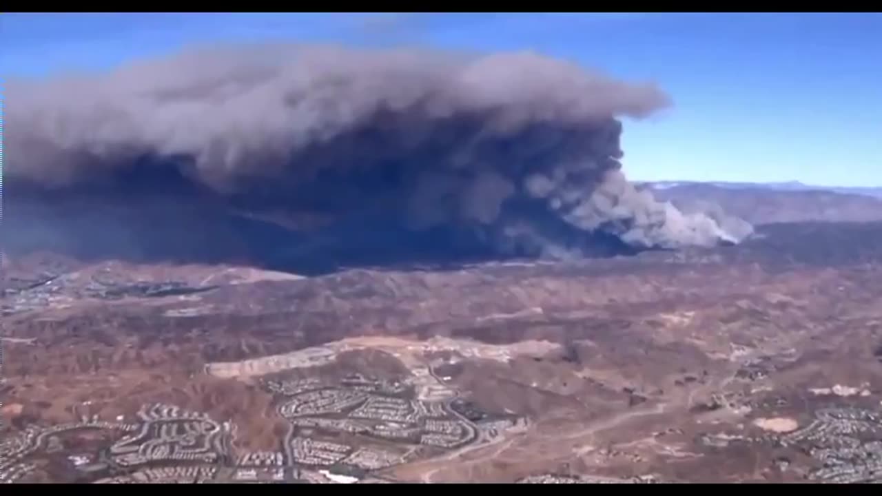 BREAKING NEWS ALERT: Hughes Fire Ravages Castaic, Los Angeles County