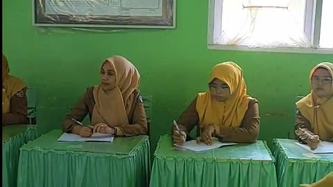 Ayok belajar bersama ibuk cantik kita
