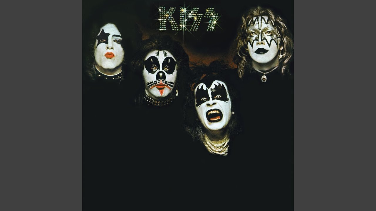 Kiss (1974)