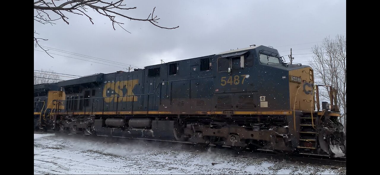 Lightning Fast CSX train part 4 Snow Driven