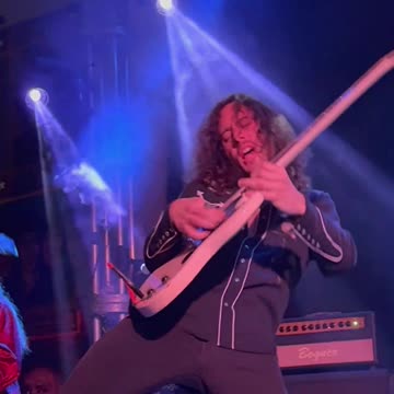 Victor Arruda (Hippies & Cowboys) - LIVE @ 3rd & Lindsley (Short 5)