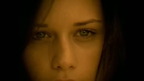 Maroon 5 - She Will Be Loved (Clasical Official Music Video) 2025
