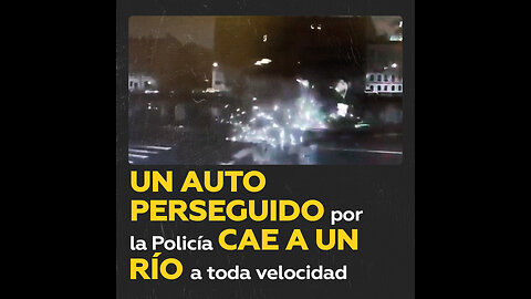 Un todoterreno se precipita a un río a toda velocidad