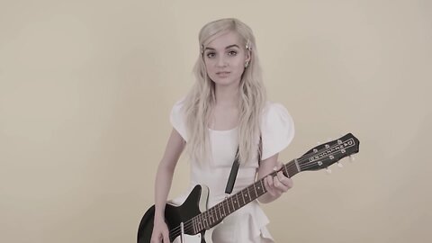 How to play the 'P' chord, #blonde, #teen, #idol, #bimbo, #cute,