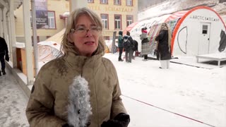 Cellist Yo-Yo Ma gives a snowy outdoor performance to glaciers