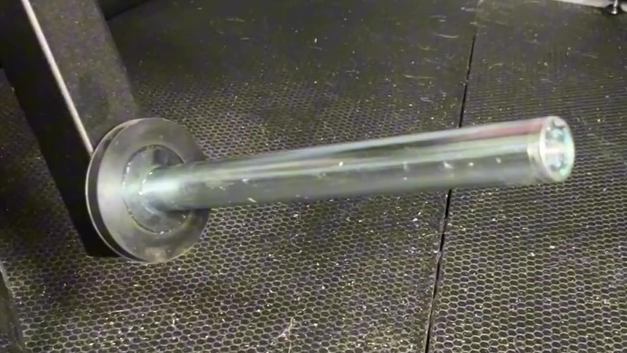 Does The Freak Athlete Leg Developer Work With Standard Weight Plates?