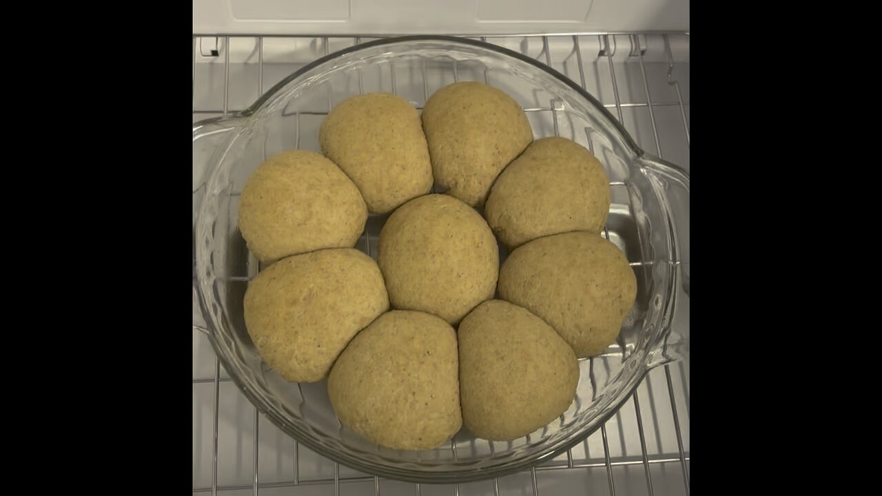 Sourdough Dinner Rolls