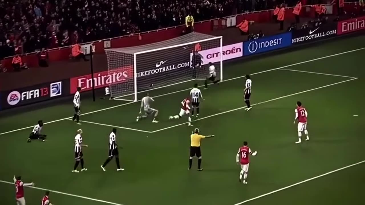 Old Arsenal was unstoppable ☠️ | Follow for more content like this! #Futbol #soccer #sports