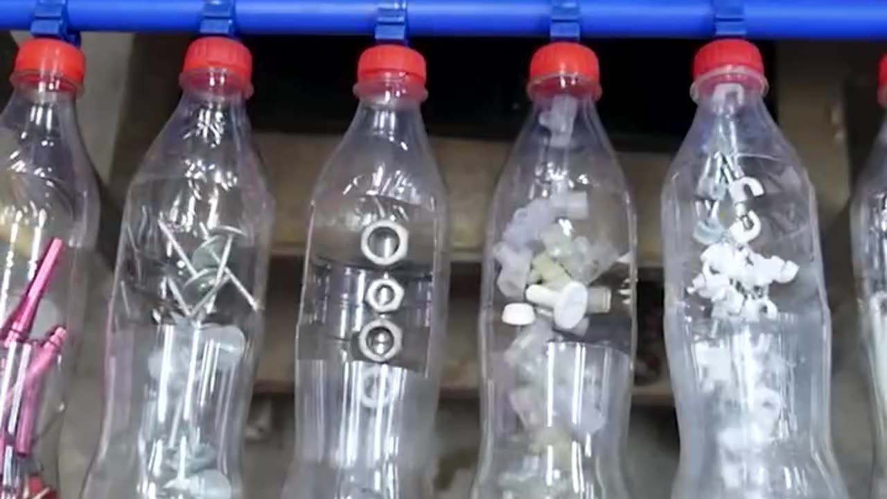 You’ll Never Throw Plastic Bottles Away Again! A Brilliant Idea! 💡♻️