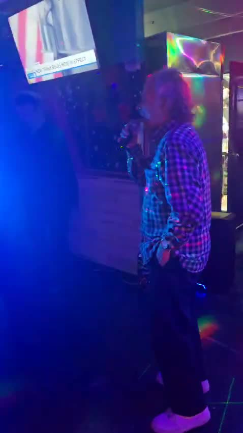 Stephen Karaoke Short