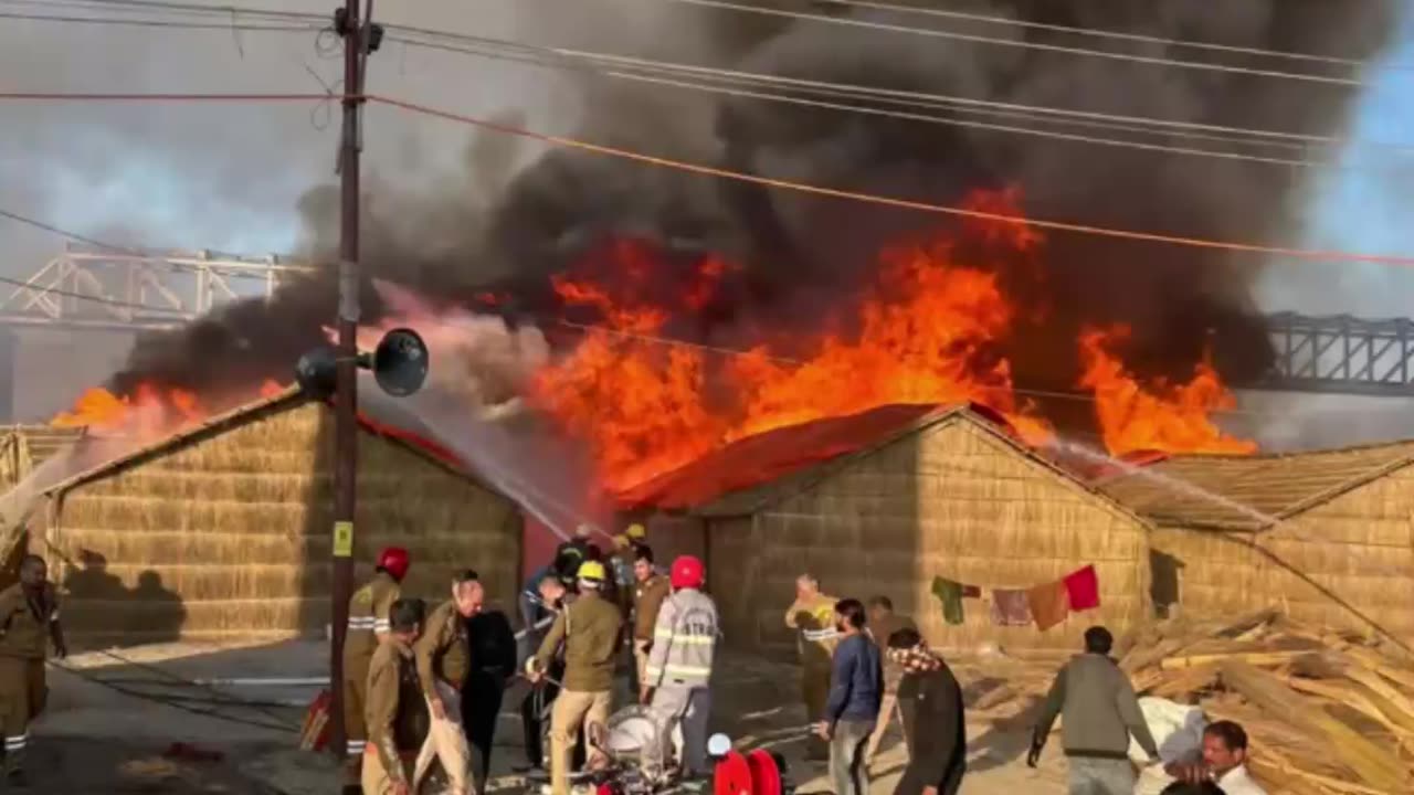 Fire breaks out at MahaKumbh Mela in Prayagraj