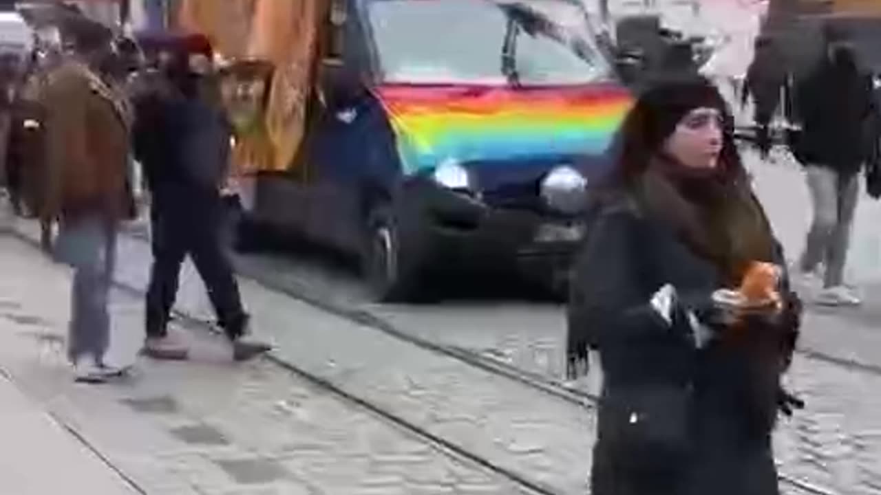 DEMONSTRANTEN