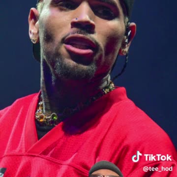Chris Brown Sues Warner Bros. Over Doc!!