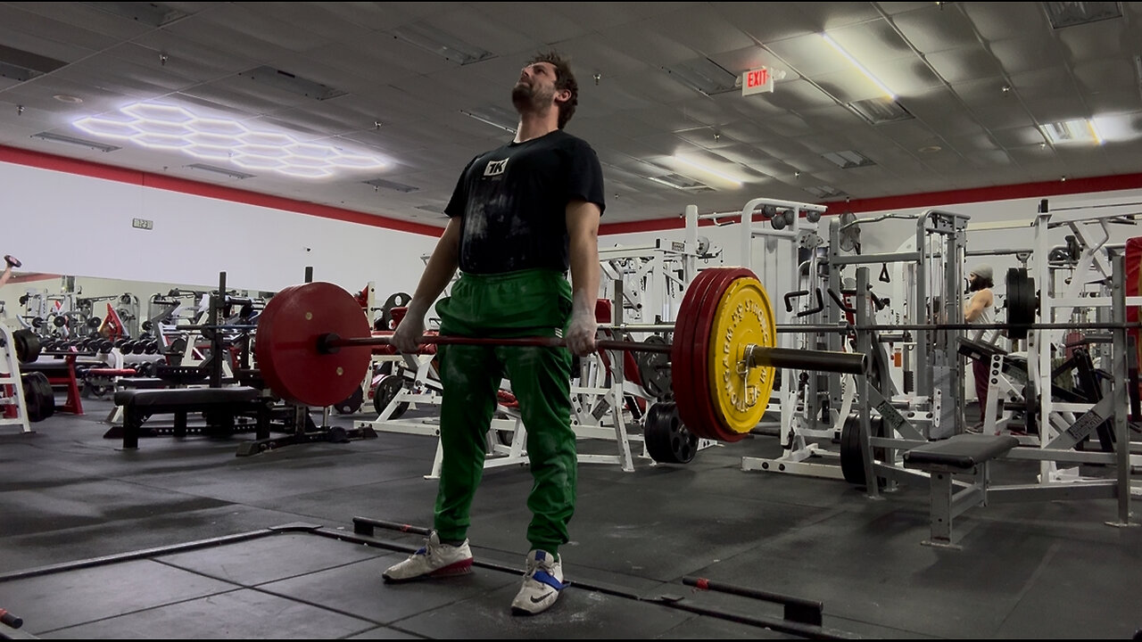 Deadlift PR 200KG/440LBs