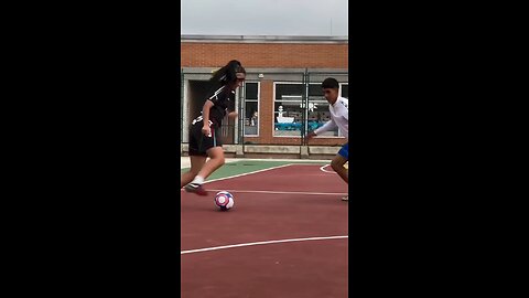 Trap 🪤🥶 Skill Tutorial #football #skills #panna #soccerskills