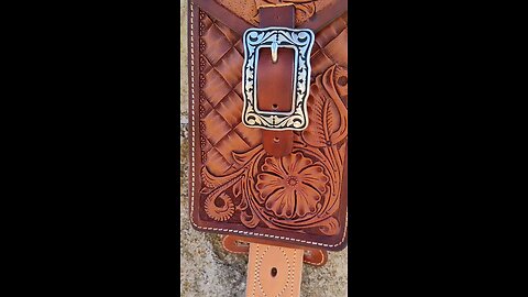 back cinch cell phone case for a saddle