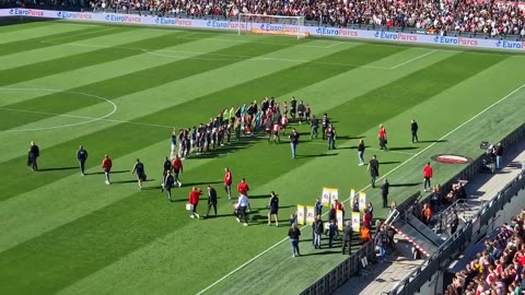 Feyenoord Rotterdam - FC Twente incredible atmosphere