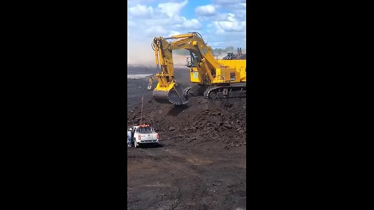 Truck , This giant machine saved the day! Look what happened!