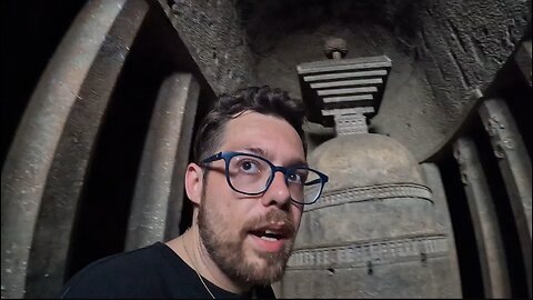 I Throatsing in some Indian mountain cave