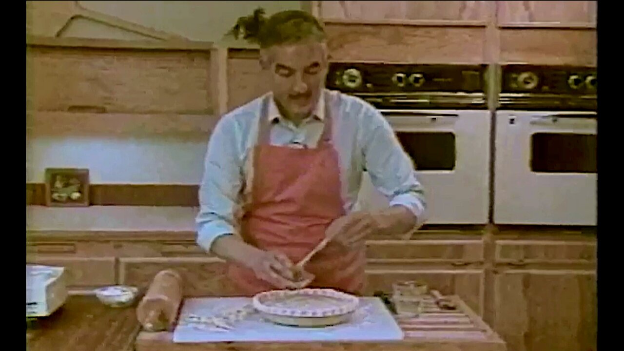 80's Cooking Show: Patently Easy Cooking "Making Chicken Minestrone and Apple Pie" (1985)