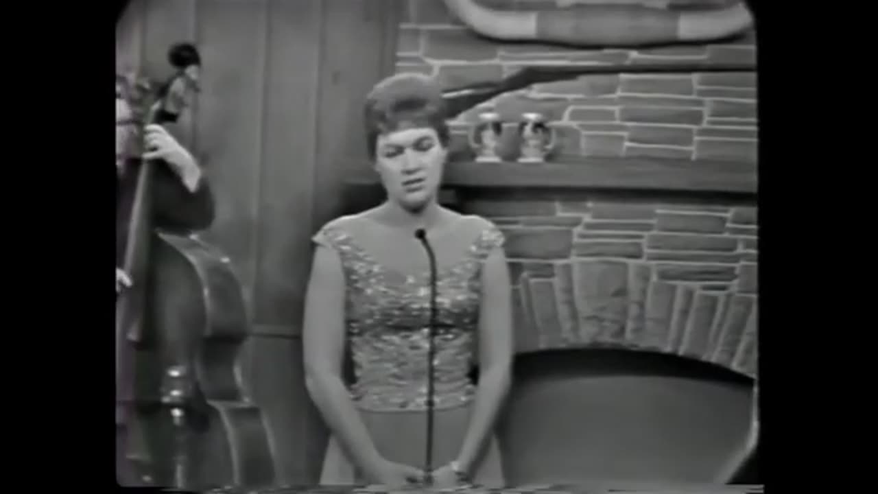 Patsy Cline - Strange (1962)