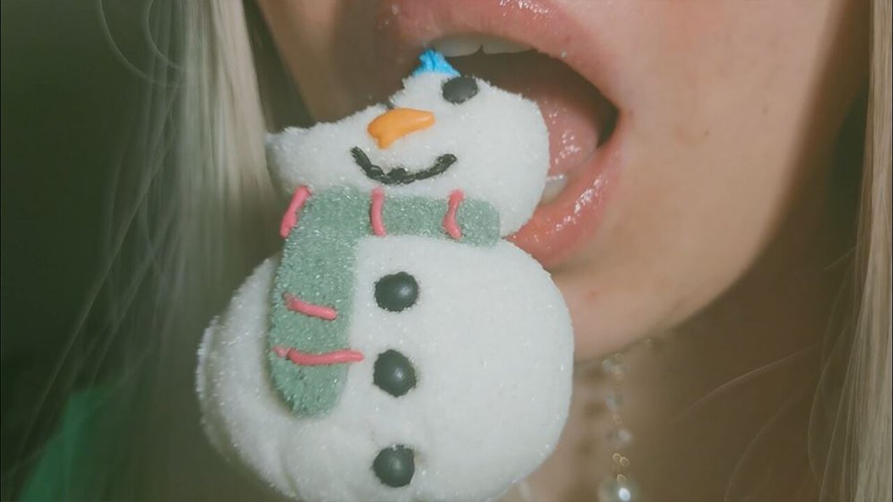 asmr mukbang (eating snowman) ⛄