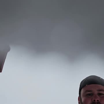 Water bottle Knife Slice Fail - Winter edition