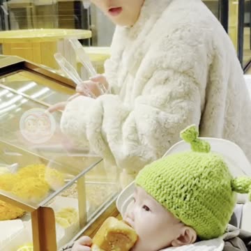 Funny Kids on a Shopping Adventure! 😂😂😂
