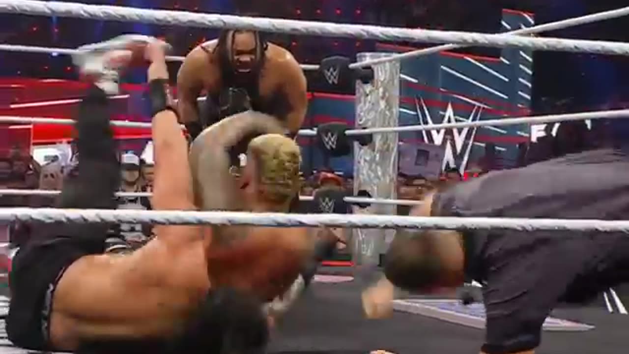 Roman reigns vs solo sikoa