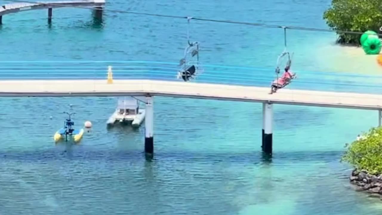 Mahogany Bay Cruise Port Honduras!
