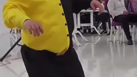 Funniest video on the internet 😭😂 #dance #dancememe #dancing #shorts