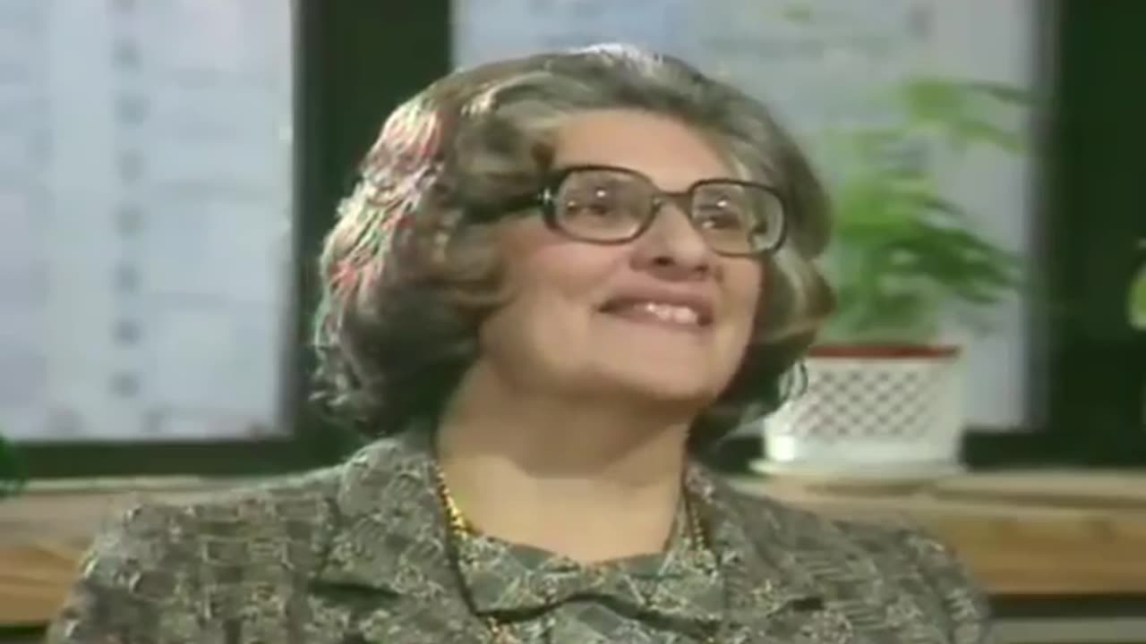 Mind_Your_Language_Season_3_Episode_4___Just_The_Job