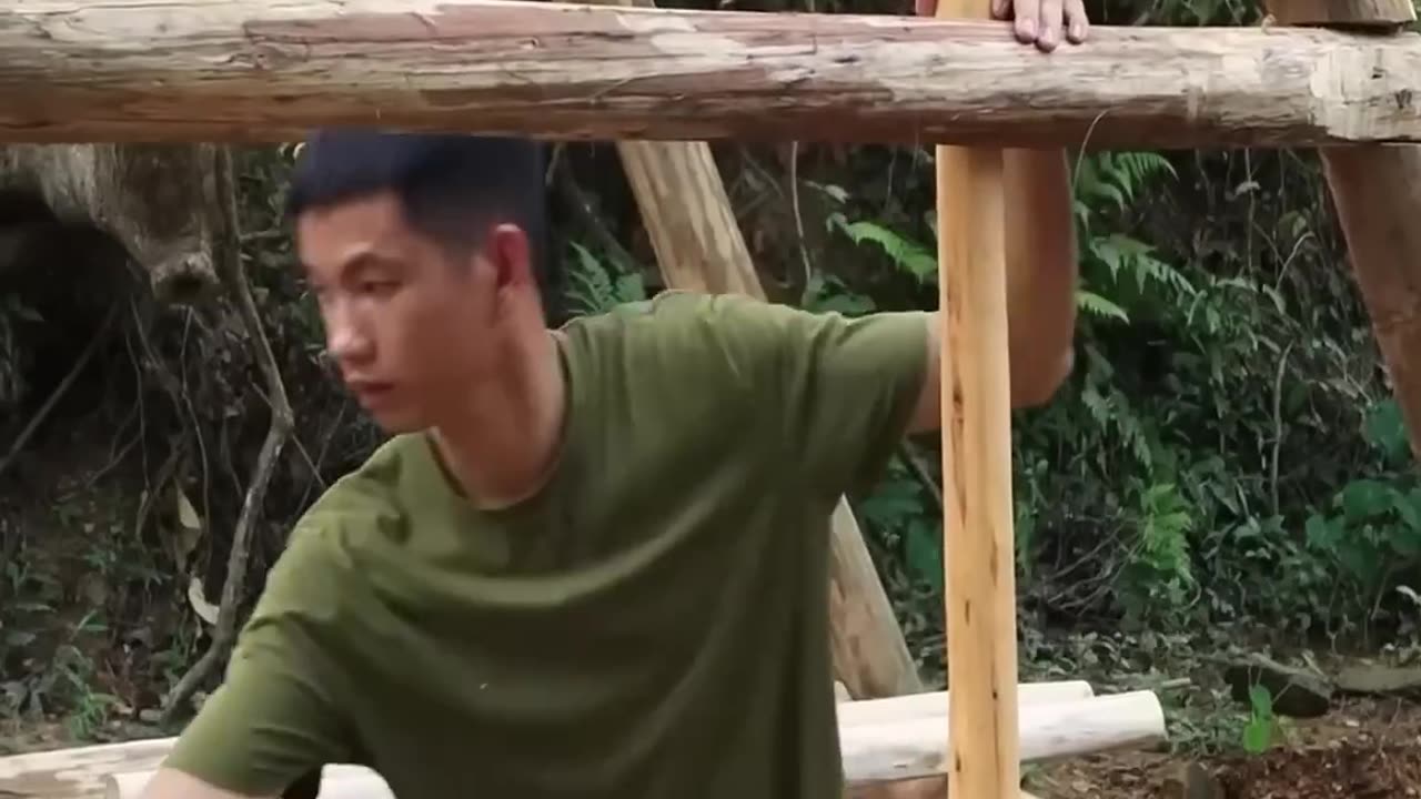 Build_an_Amazing_Shelter_Cabin_on_the_Water,_Survival_Camping,Tree_House_#bushcraft_#building_#build