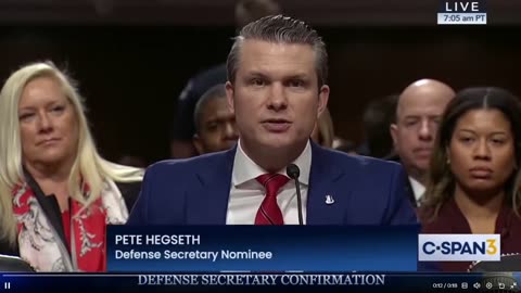 Pete Hegseth tuyên bố Chúa Giê-xu Christ là Chúa và Đấng Cứu Rỗi của ông.🙏🏻✝️