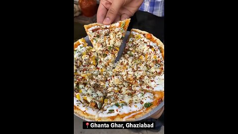 Indian street food: Desi wala pizza