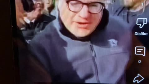 Jew tells police he’s their boss