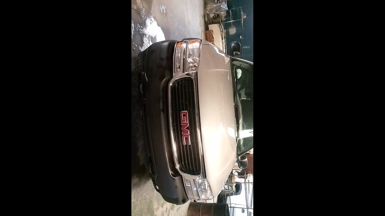 GMC car denting