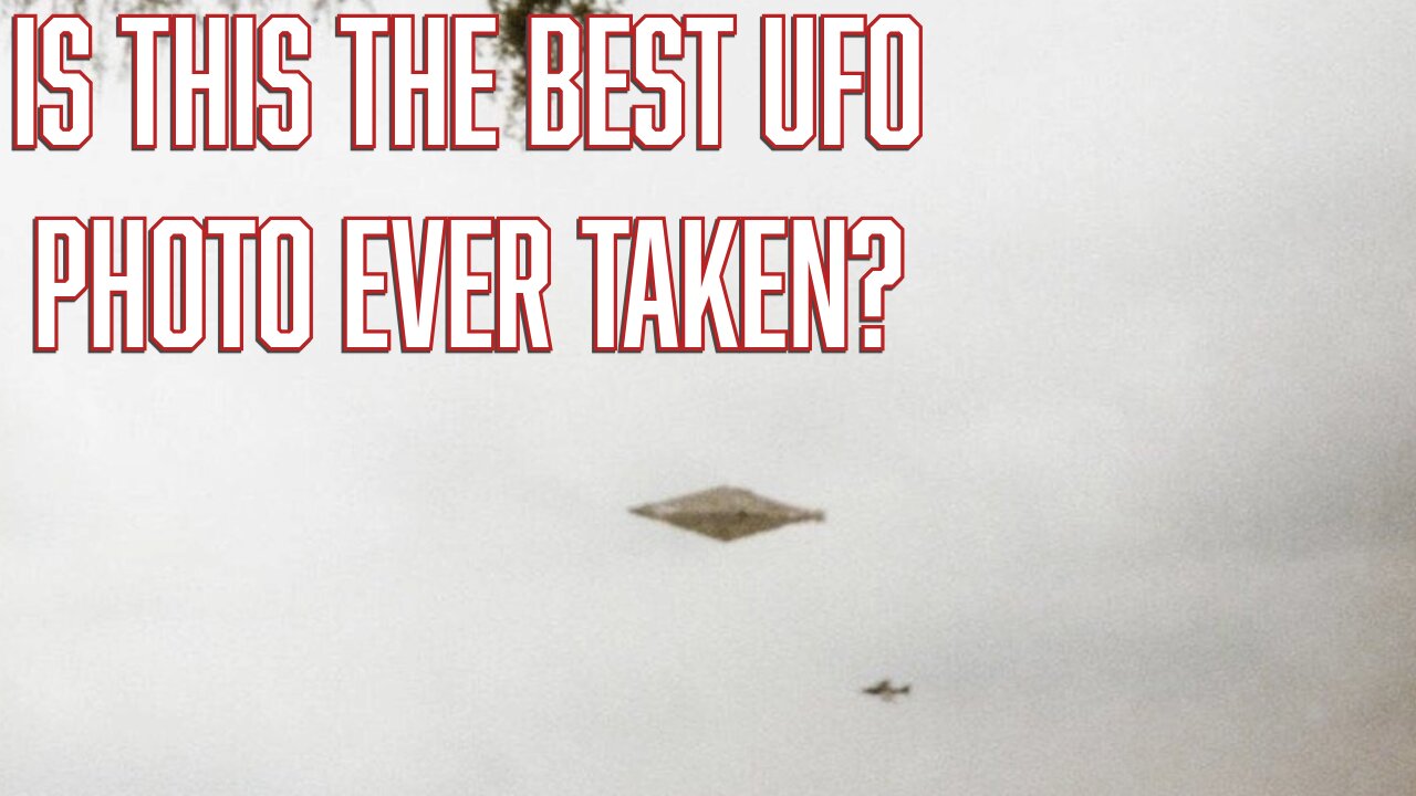 The Mysterious UFO Photo That Was Hidden For 30 Years