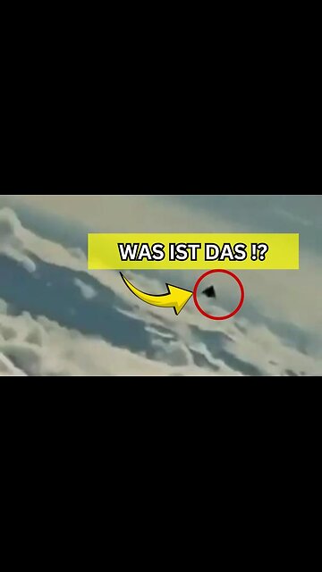 Der Pilot reagiert blitzschnell um das dreieckige MACH 20 UFO gerade noch zu filmen