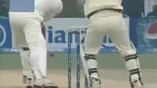 Danish Kaneria & Bowling Techniques