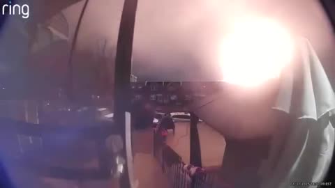 Ring doorbell camera video of the Plane crash in Philadelphia near Roosevelt Mall