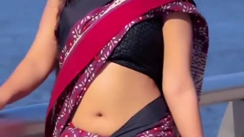 Hot Bhabhi Sexy Scenes Kamar