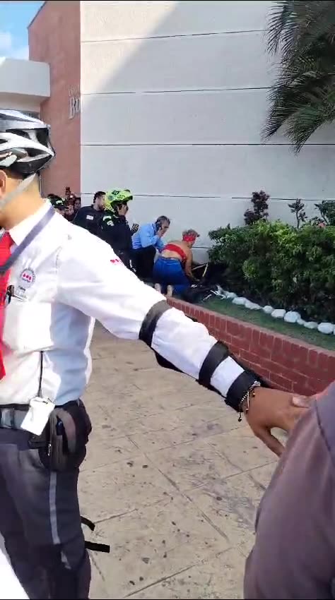 Balacera en intento de atraco a carro de valores en centro comercial de Santa Marta